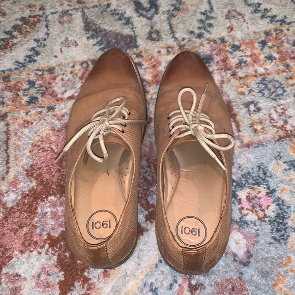 1901 Brown Leather Oxford Men’s Cap Toe Dress Shoes Size 11.5 Gently Used main image 6